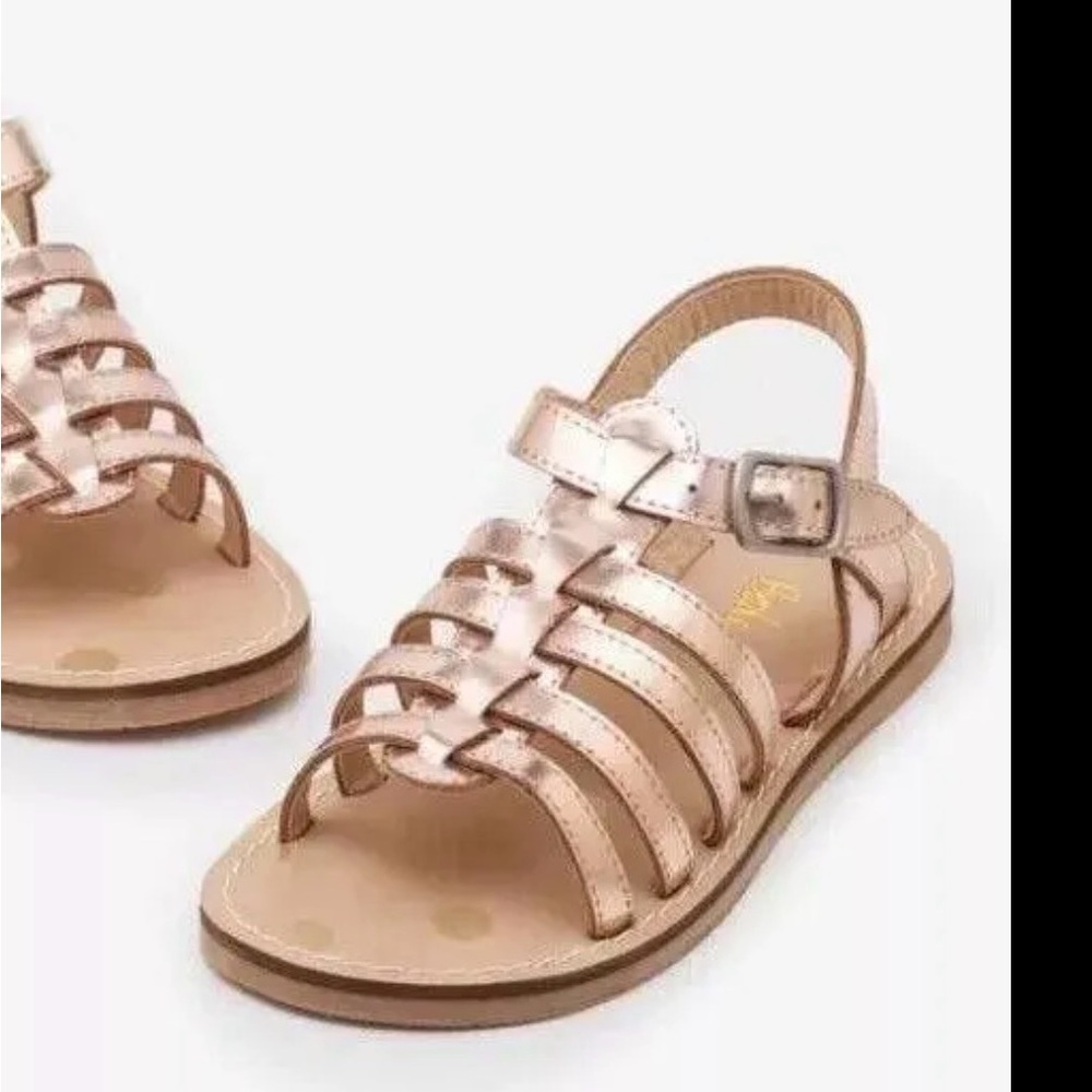 Mini Boden Kids Sandals in Shiny Rose Gold sz 1 or 32